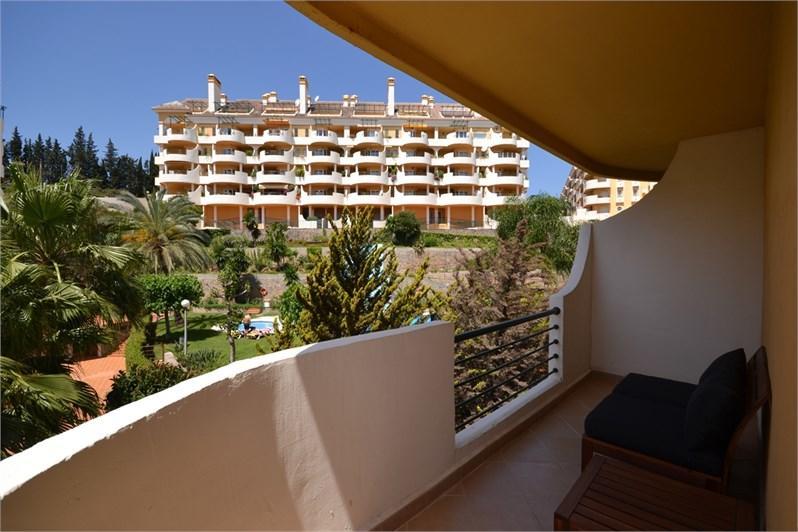 Apartamento Señorio de Aloha Marbella Exterior foto